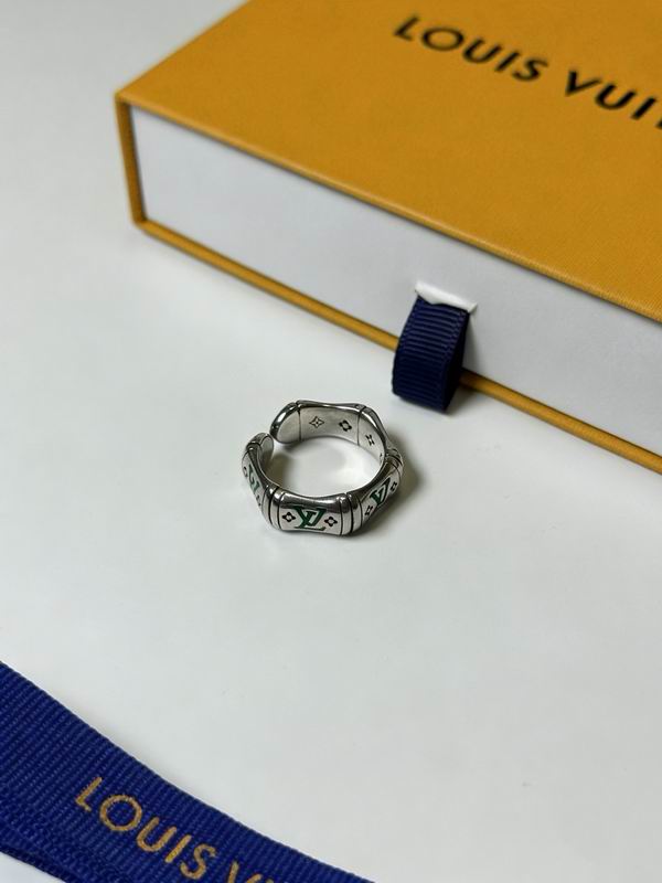 LV Ring 07yxs32